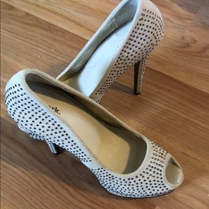 Heels NWOT